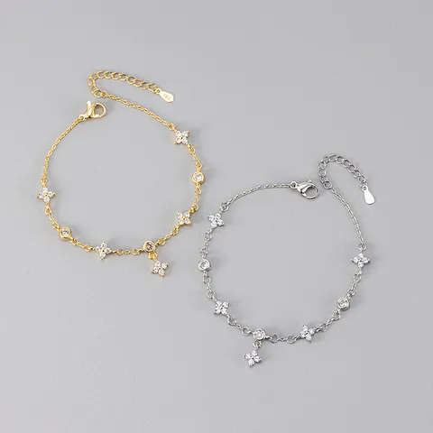 Eleganter Kupfer Kleeblatt Kette Armband Luxus Minimalistisch Strass Verstellbar Charm Armband Für Damen Hochzeit Party Schmuck Geschenk