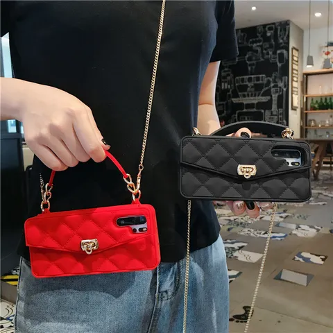 Funda de Teléfono Cruzada con Cadena Estilo Euro-Americano para iPhone Patrón de Diamantes Cubierta Trasera de Silicona Con Correa de Cadena de Metal Estilo Bolso Mujer