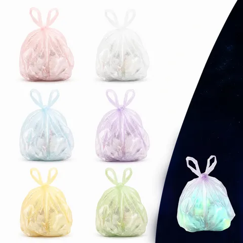 3D-gedruckt Kunststoff Leuchtende Mini Müllbeutel Ornament Kreative Simulation Müllsack Persönlichkeit Schreibtisch Dekor Spaß Anhänger