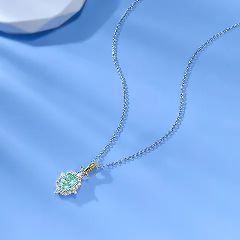 Collier Pendentif Étoile à Quatre Branches en Argent Sterling 925 Vert Menthe pour Femmes Bijoux en Strass Élégant Chaîne avec Gemme Carrée