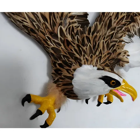 European Classical Style Eagle Wall Hanging Ornament Simulation Feather Resin Large Spread Wings Eagle Home Decor