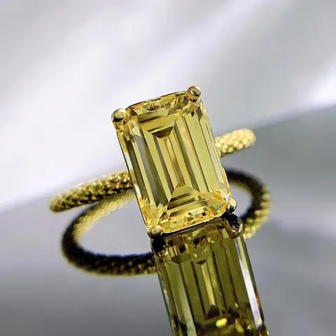 Euro-Amerikanischen Stil Silber Strass Eingelegt Gelb Geometrische Ring Vergoldet Luxus Viereckig Simulierten Diamanten Schmuck Für Damen