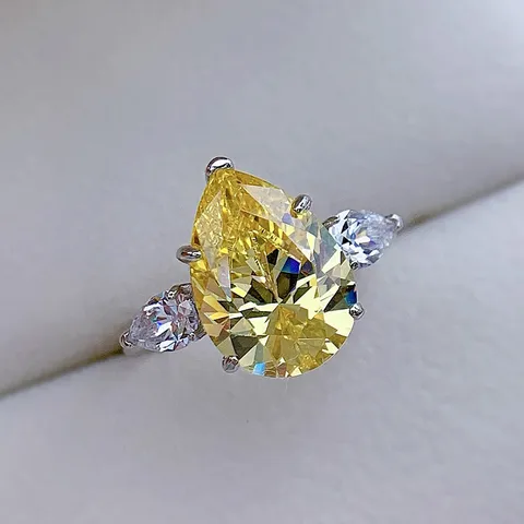 Anillo de Compromiso de Plata de Ley 925 con Diamantes de Imitación Corte Pera para Mujer Gota de Agua Brillante Anillo de Dedo Geométrico de Tres Piedras Joyería