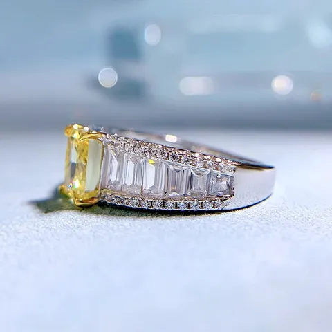 Luxurious 925 Sterling Silver Radiant Cut Yellow Zirconia Ring For Women European American Style Inlaid High Carbon Diamond Finger Ring Jewelry Gift