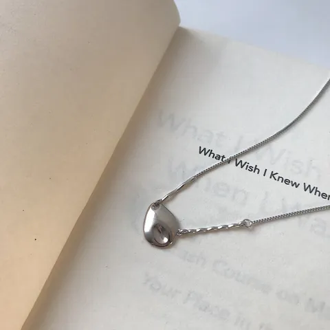 S925 Sterlingsilber Unregelmäßiger Meteorit Anhänger Halskette Für Damen Personalisierte Mode Venezianerkette Minimalistischer Silberschmuck