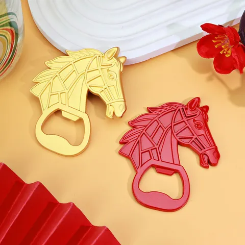 Creative Horse Head Bottle Opener Zinc Alloy Magnetic Fridge Magnet Geometric Stereo Sculpted Metal Beer Cap Lifter Household Decor Gift