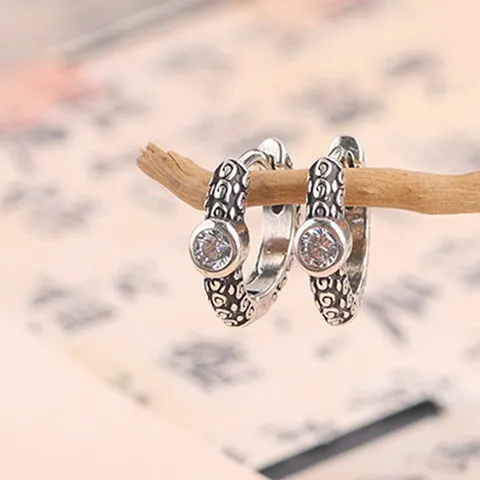 Men's Retro Copper Huggie Hoop Earrings With Rhinestone Auspicious Clouds Pattern Ethnic Style Fashion Jewelry