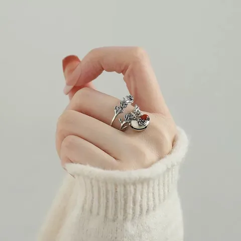 Anillo de Vid de Rosa Retro Mujer Abierto Ajustable Cobre Anillo Con Imitación Ágata Roja Moda Joyería de Dedo Regalo
