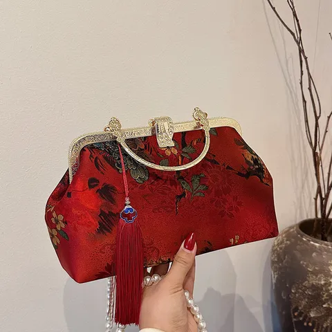 Vintage Chinese Style Embroidered Fabric Evening Bag Luxurious Rhinestone Clasp Flower Pattern Handbag With Artificial Pearl Chain For Women Banquet Party