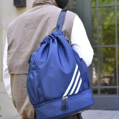 Grote Capaciteit Sport Trekkord Rugzak Met Bodem Schoenenvak Waterdichte Outdoor Fitness Trainingstasche Gestreepte Accent Casual Unisex Tas