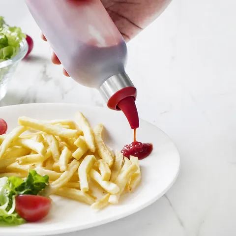 Plastic Squeezable Condiment Bottle Kitchen Sauce Dispenser With Stainless Steel Ring For Ketchup Salad Dressing