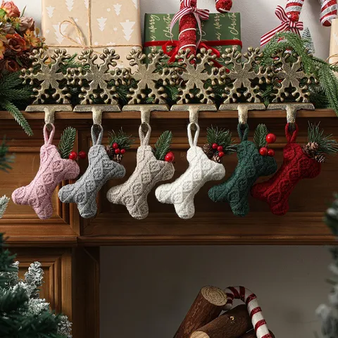 Christmas Cable Knit Bone Shaped Stocking Hanging Ornament Holiday Decoration Acrylic Knitted Pet Theme Stocking For Fireplace Christmas Tree Decor
