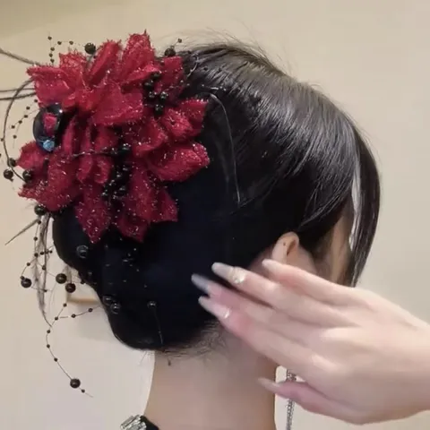 Pince à Cheveux Élégante en Tissu Fleur Avec Gland et Détails en Soie Brillante pour Femmes Accessoires Coiffure