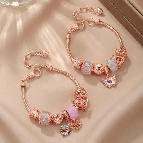 Dolce Braccialetto Charm Fai da Te in Lega di Zinco Oro Rosa da Donna Rosa Strass Cuore Farfalla Foglia Ciondolo Catena a Serpente Gioielli
