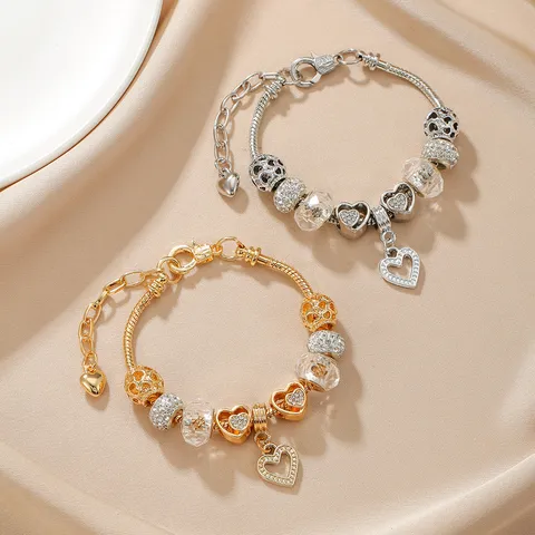 Dolce Braccialetto con Ciondolo a Cuore in Strass di Lega di Zinco per Donna Galvanico Corona Rete Perline Catena a Serpente Gioielli Regalo
