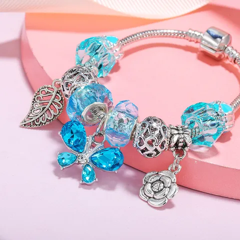 Moda Euro-Americana Rame Lega Catena Strass Farfalla Ciondolo Braccialetto Colorato Perlato Catena a Serpente Charms Braccialetto per Donna Festa Regalo Gioielli