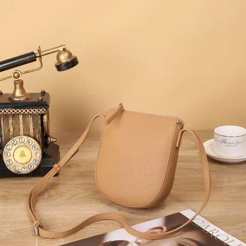 Sac Bandoulière pour Téléphone en Cuir Véritable pour Femmes Petit Sac Bandoulière Vertical Minimaliste Pochette de Téléphone Décontractée Quotidienne
