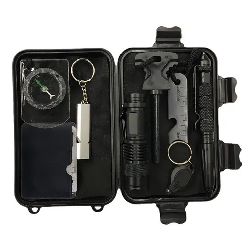 Multifunctionele Outdoor Overlevingsgereedschap Kit Waterdichte Doos Nooduitrusting Tactische Pen Zaklamp Fluitje