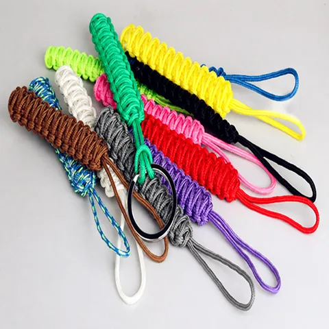 Outdoor Survival Paracord Keychain Handcrafted Nylon Seven Core Parachute Cord Key Ring Fashion Tactical Backpack Pendant