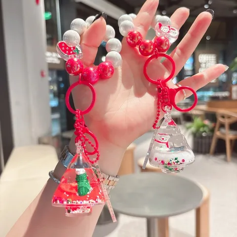 Cute Christmas Tree Quicksand Keychain Cartoon Santa Claus Snowman Reindeer Beaded Acrylic Bag Pendant Car Key Ring Decoration