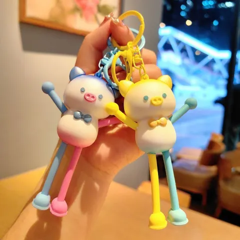 Cute Gradient Extensible Pig Keychain Creative Soft Stress Relief Pendant Cartoon Bag Charm Car Key Ring Accessory Everyday Decoration For Backpack Women Kids