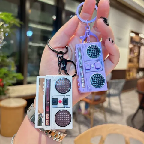 Retro Creative Miniature Radio Keychain Plastic Cute Nostalgic Car Key Ring Bag Pendant Decorative Charm Gift For Friend Unisex Accessory
