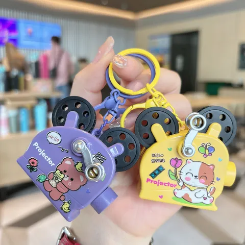 Cute Cartoon Animal Hand Cranked Projector Movie Machine Toy Keychain Stress Relief Acrylic Backpack Pendant Hanging Ornament Charm Accessory For Students