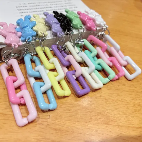 Mignon Porte-clés Ours en Acrylique Pendentif de Sac DIY Créatif Anneau Porte-clés Animal de Dessin Animé Accessoire d'étui d'écouteurs pour Sac à Dos