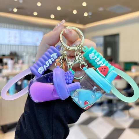 Simpatico Portachiavi Creativo in Acrilico con Sabbie Mobili Liquide Fluide Tazza di Tè al Latte Frutta Ciondolo Borsa per Ragazze Regalo