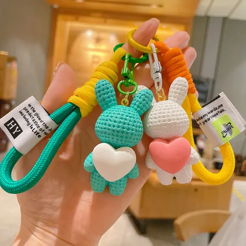 Cute Cartoon Resin Heart Rabbit Keychain Fashion Car Key Chain Couples Bag Pendant Charm Accessories Ornament