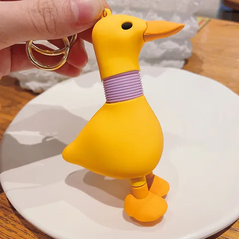 Creative Cute Retractable Long Neck Duck Keychain Funny Decompression Toy Backpack Pendant Quirky Car Key Ring Gift For Kids Friend Universal Accessories