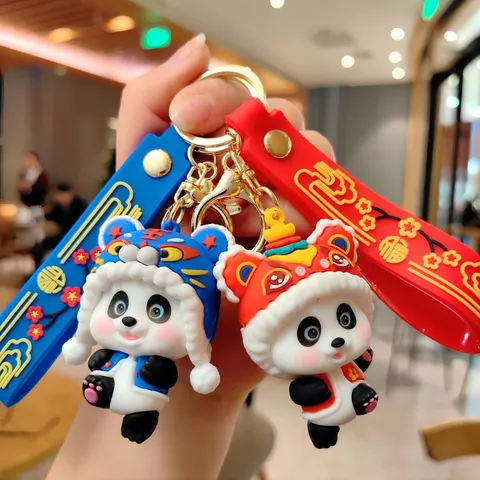 Schattige Nieuwjaar Panda Sleutelhanger Leeuw Tijger Hoed PVC Auto Sleutelhanger Voor Paar Tas Hanger Mode Sleutelhanger Cadeau