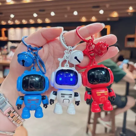 Llavero Luminoso de Robot Lindo Luz Nocturna LED Colgante de Bolso de Plástico