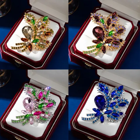 Fashion Alloy Crystal Glass Floral Brooch Pin Multi-functional Rhinestone Bouquet Brooch For Women Jewelry Gift