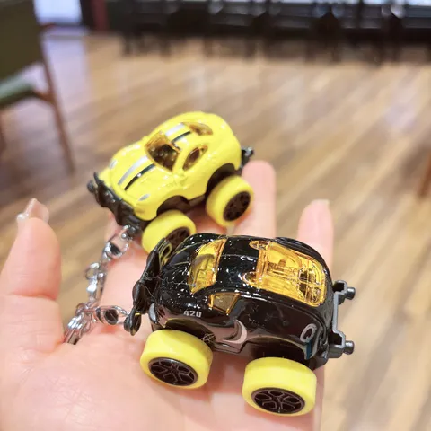 Creative Alloy Pull Back Off Road Car Model Keychain Cute Cartoon Car Pendant Bag Accessory Metal Key Ring