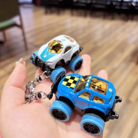 Creative Alloy Pull Back Off Road Car Model Keychain Cute Cartoon Car Pendant Bag Accessory Metal Key Ring