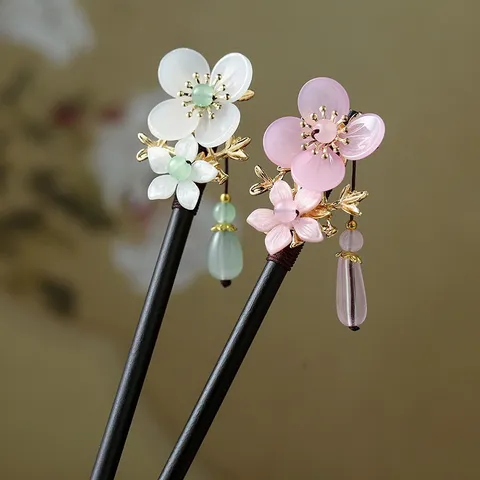Vintage Chinese Style Wooden Hair Stick Elegant Flower Pendant Tassel Hair Chopstick With Rhinestone Artificial Pearl Hairpin For Hanfu Cheongsam Women Jewelry Accessory