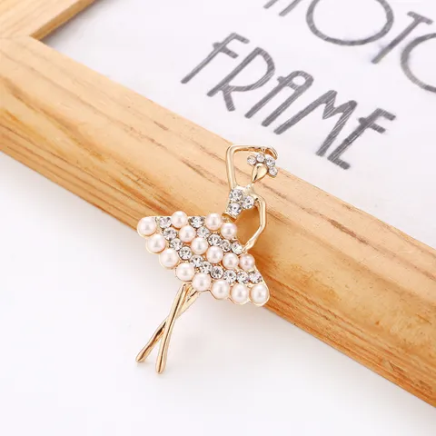 Elegant Alloy Ballerina Brooch For Women Gold Champagne Rhinestone Artificial Pearl Ballet Girl Lapel Pin Clothing Decor