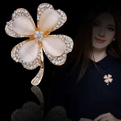 Elegant Zinc Alloy Rhinestone Flower Brooch For Women Champagne Gold Plated Plant Camellia Opal Pin Safety Clothing Decoration Accessories Gift