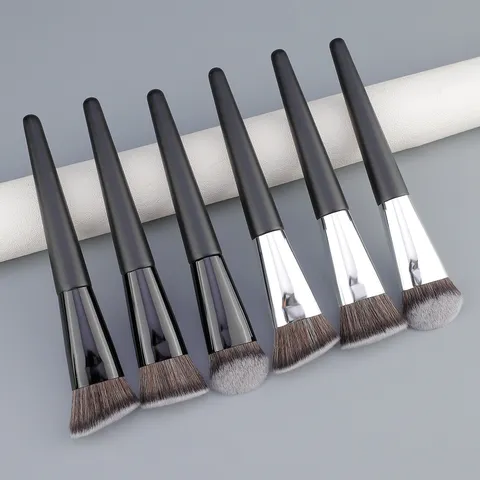 Professional Foundation Brush Flat Angled Sloped Head Soft Nylon Bristles Wood Handle Seamless Concealer Makeup Face Brush Tool