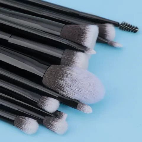 Portable Makeup Brush Collection Professional Foundation Eye Blending Tools Travel Multifunctional Beauty Brushes Wood Handle