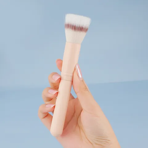 Professioneller Stippling Makeup-Pinsel Holzgriff Synthetische Faser Weicher Flacher Kopf Rouge Kontur Highlight Kosmetikwerkzeug