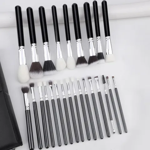 Professional Makeup Brush Kit With Storage Bag Synthetic Fiber Bristles Wood Handle Aluminum Tube Beauty Tools For Artist