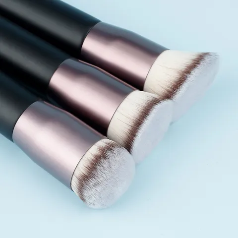 Portable Flat Angled Round Foundation Brush High Density Synthetic Fiber Hair Makeup Brush For Daily Makeup