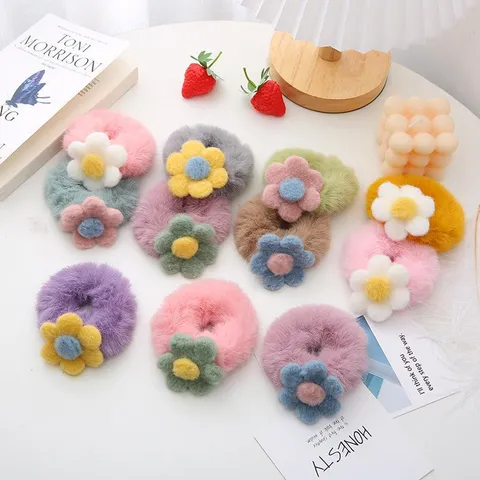 Élastiques à Cheveux en Peluche Doux Forme de Fleur Couleur Bonbon Scrunchies Moelleux Haute Élasticité Automne Hiver pour Filles Femmes