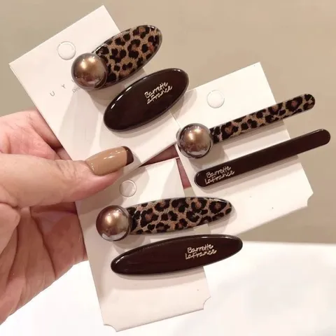 Korean Style Leopard Print Chocolate Color Hair Clips For Women Elegant Plastic Acrylic Side Barrettes Artificial Pearl Hair Accessories
