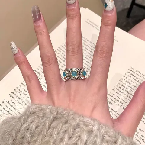 Vintage Brushed Daisy Flower Open Ring For Women Alloy Light Luxury Retro Heavy Industry Fashion Jewelry Finger Ring