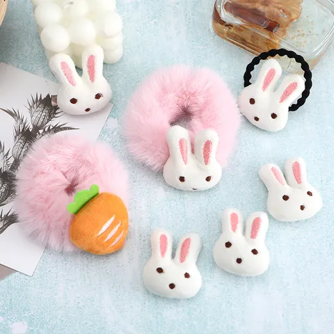 Mignonne Bandeau Cheveux en Peluche Lapin Carotte Brodé Animal Élastique Chouchou Tissu Broche Badge pour Femmes Filles Coiffure Quotidienne