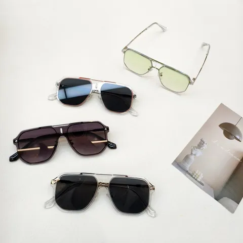 Trendy Kids Shield Sunglasses Fashion Double Bridge Square Frame Sun Glasses UV400 Resin Lens Metal Frame Outdoor Shades For Toddler Boys Girls Photo Props