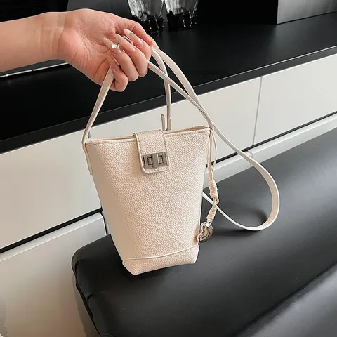 Γυναικεία Τσάντα-Каδής PU Δέρματος Mini Crossbody Τσάντα Υφή Μεταλλική Кλειδαριά Charm Каθημερινή Τσάντα